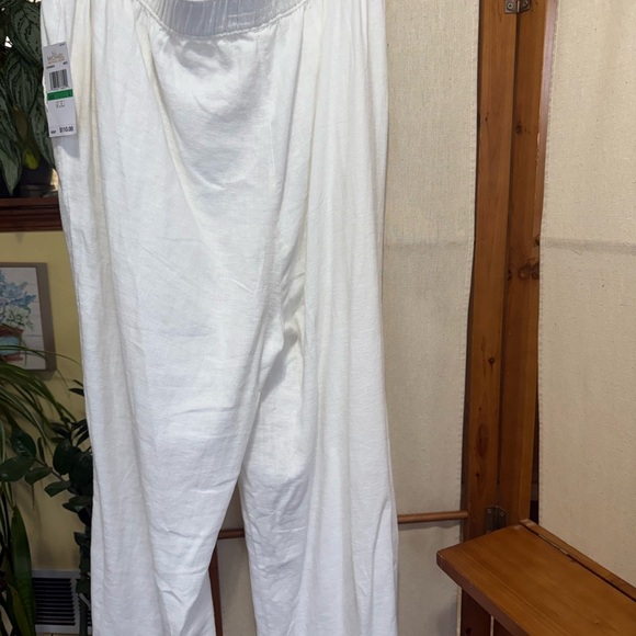 MICHAEL Michael Kors white linen Harbor pants. - Picture 2 of 7